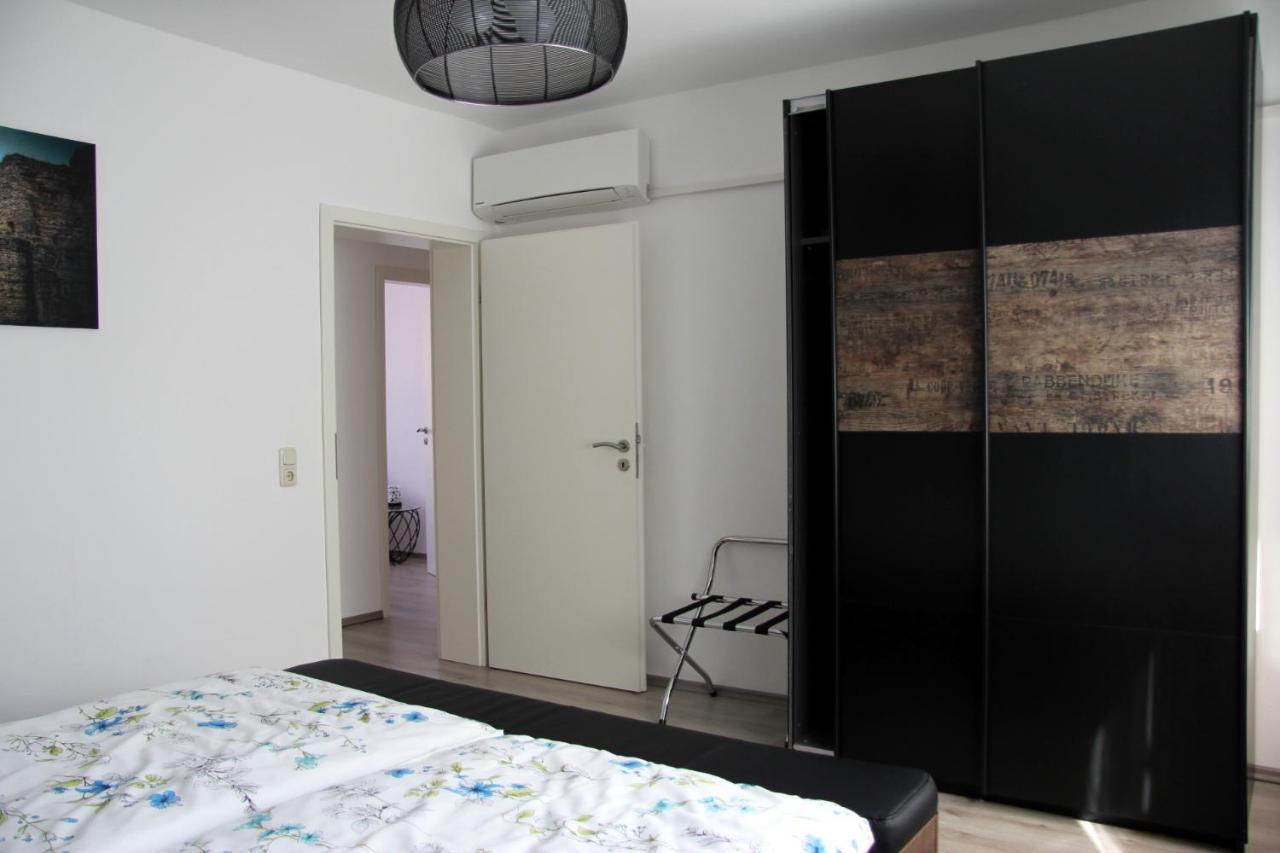 Geraeumige 4 Zimmer Wohnung An Den Kaiserthermen Tréveris Exterior foto