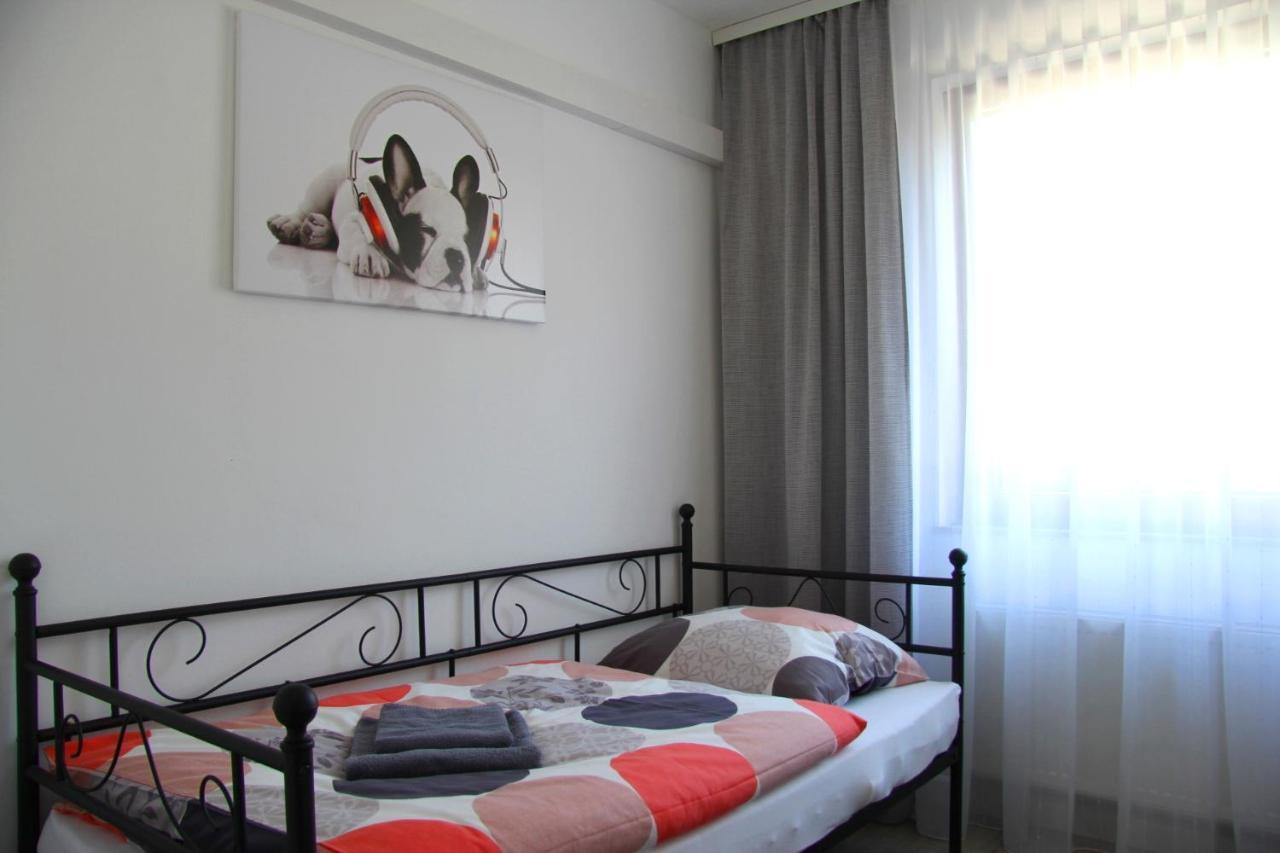 Geraeumige 4 Zimmer Wohnung An Den Kaiserthermen Tréveris Exterior foto